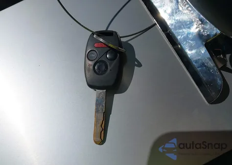 2005 Honda Accord 2.4 Lx from USA, damaged, VIN 1HGCM56465A104004